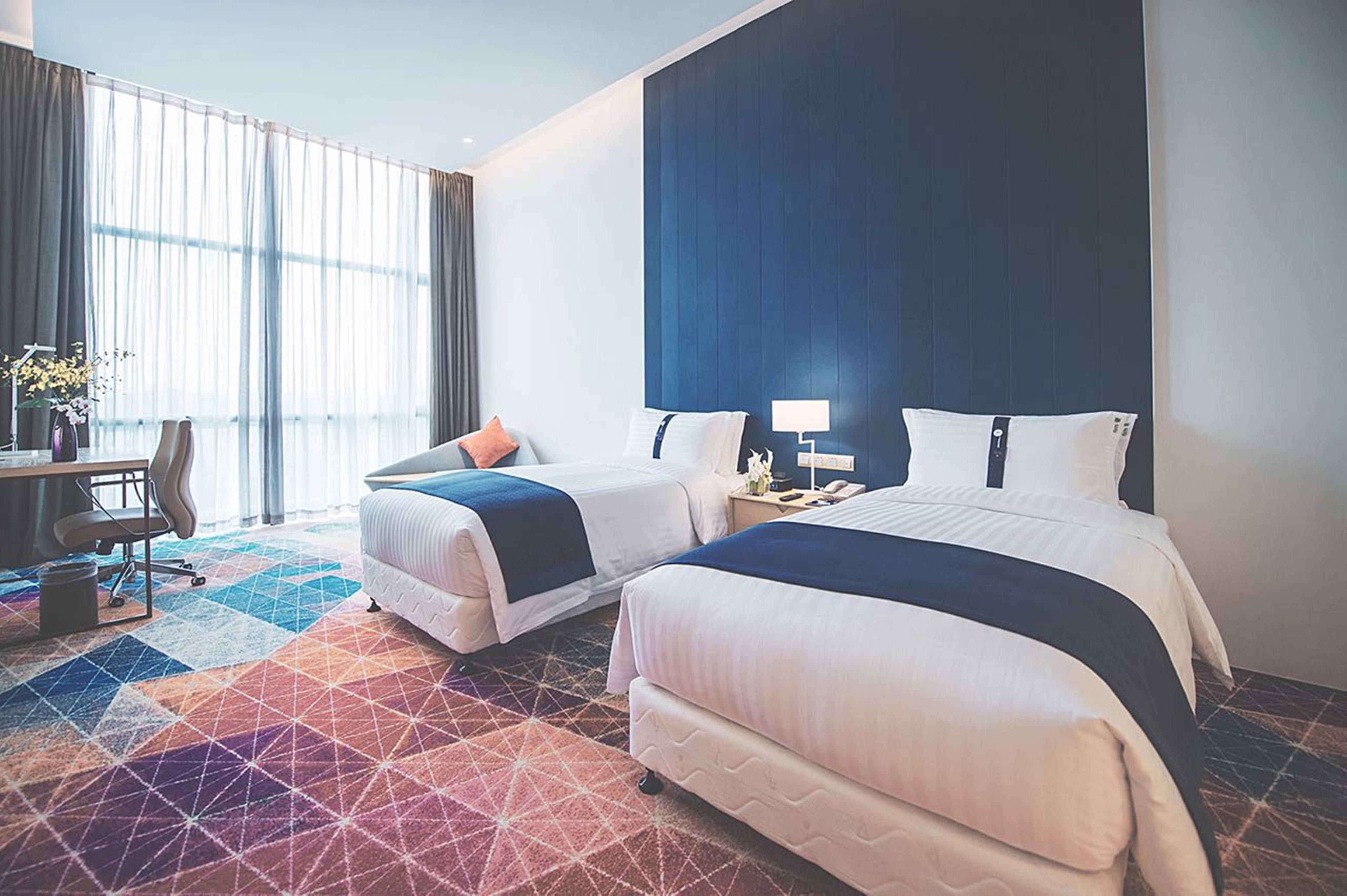 Holiday Inn Express Shanghai Songjiang Fangta By Ihg Exterior foto